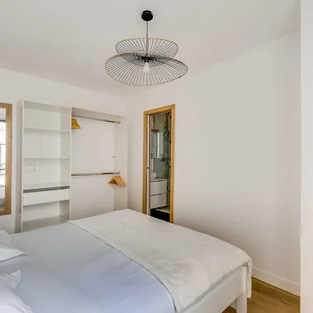 Modern 1br 2p - 10th דירה *